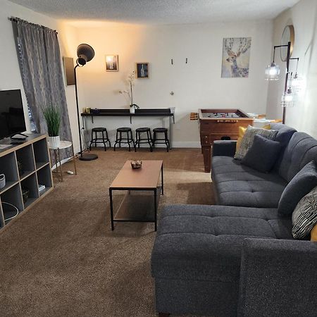 Centauri Vacation Rentals Beautiful 2-Bedroom Condo, Near All Orlando Attractions, Free Parking & Wi-Fi, King Bed, #1 Exterior foto