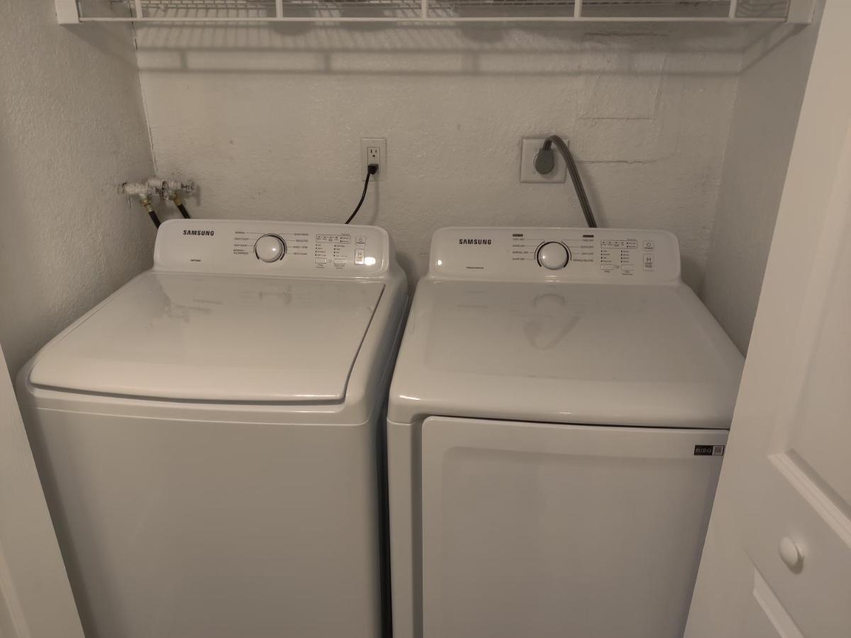 Centauri Vacation Rentals Beautiful 2-Bedroom Condo, Near All Orlando Attractions, Free Parking & Wi-Fi, King Bed, #1 Exterior foto