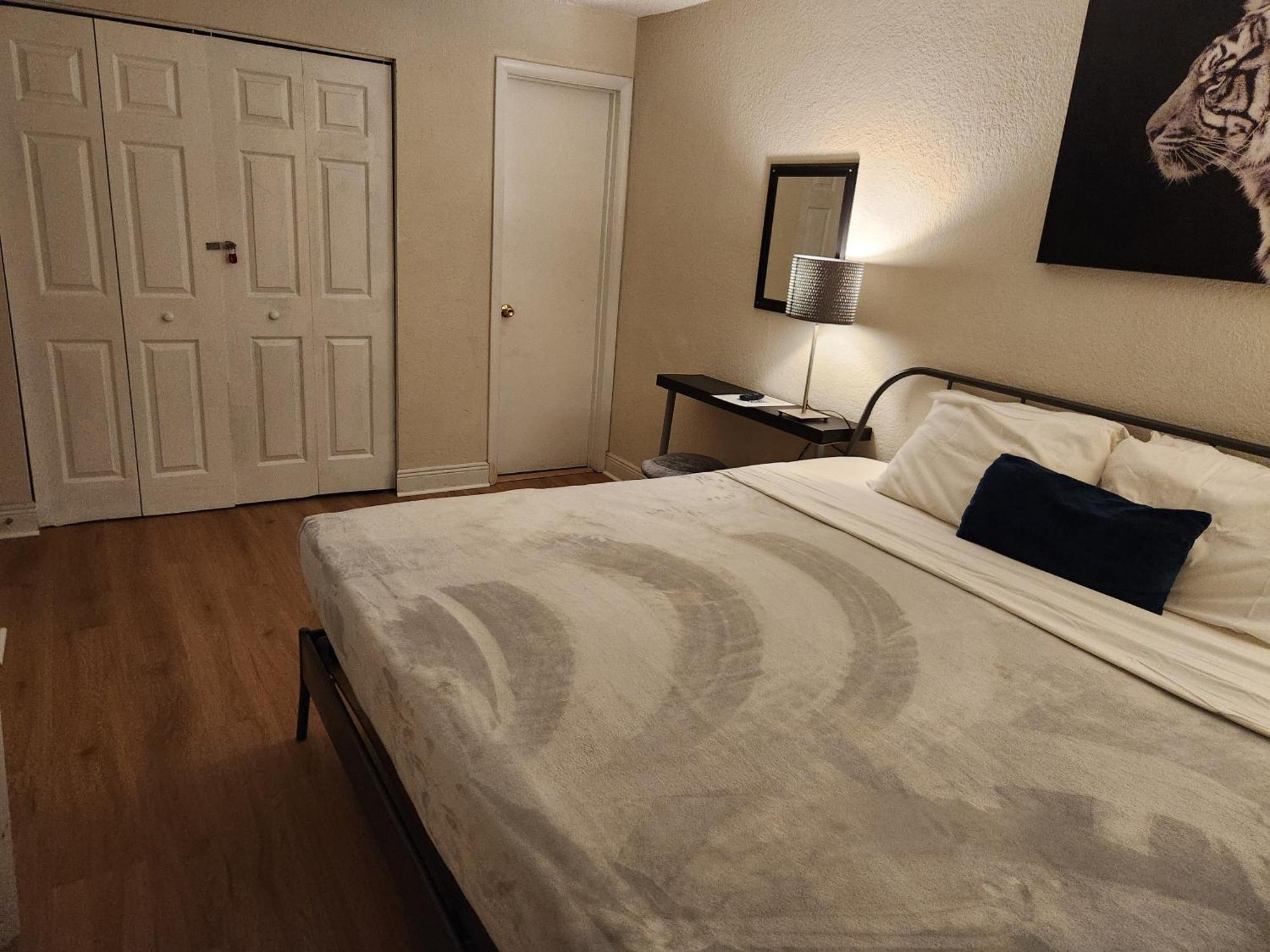 Centauri Vacation Rentals Beautiful 2-Bedroom Condo, Near All Orlando Attractions, Free Parking & Wi-Fi, King Bed, #1 Exterior foto