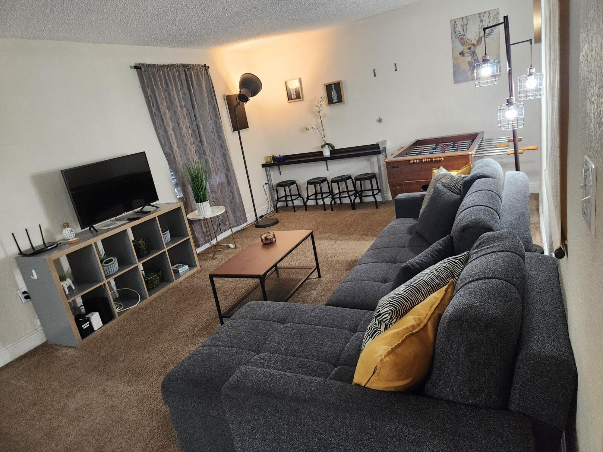 Centauri Vacation Rentals Beautiful 2-Bedroom Condo, Near All Orlando Attractions, Free Parking & Wi-Fi, King Bed, #1 Exterior foto