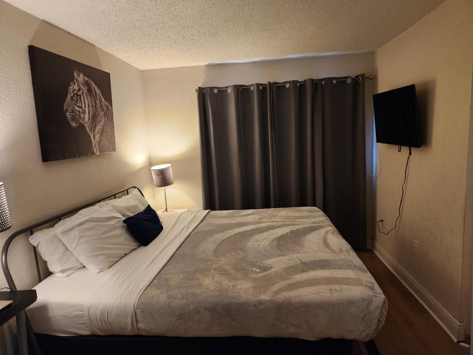 Centauri Vacation Rentals Beautiful 2-Bedroom Condo, Near All Orlando Attractions, Free Parking & Wi-Fi, King Bed, #1 Exterior foto
