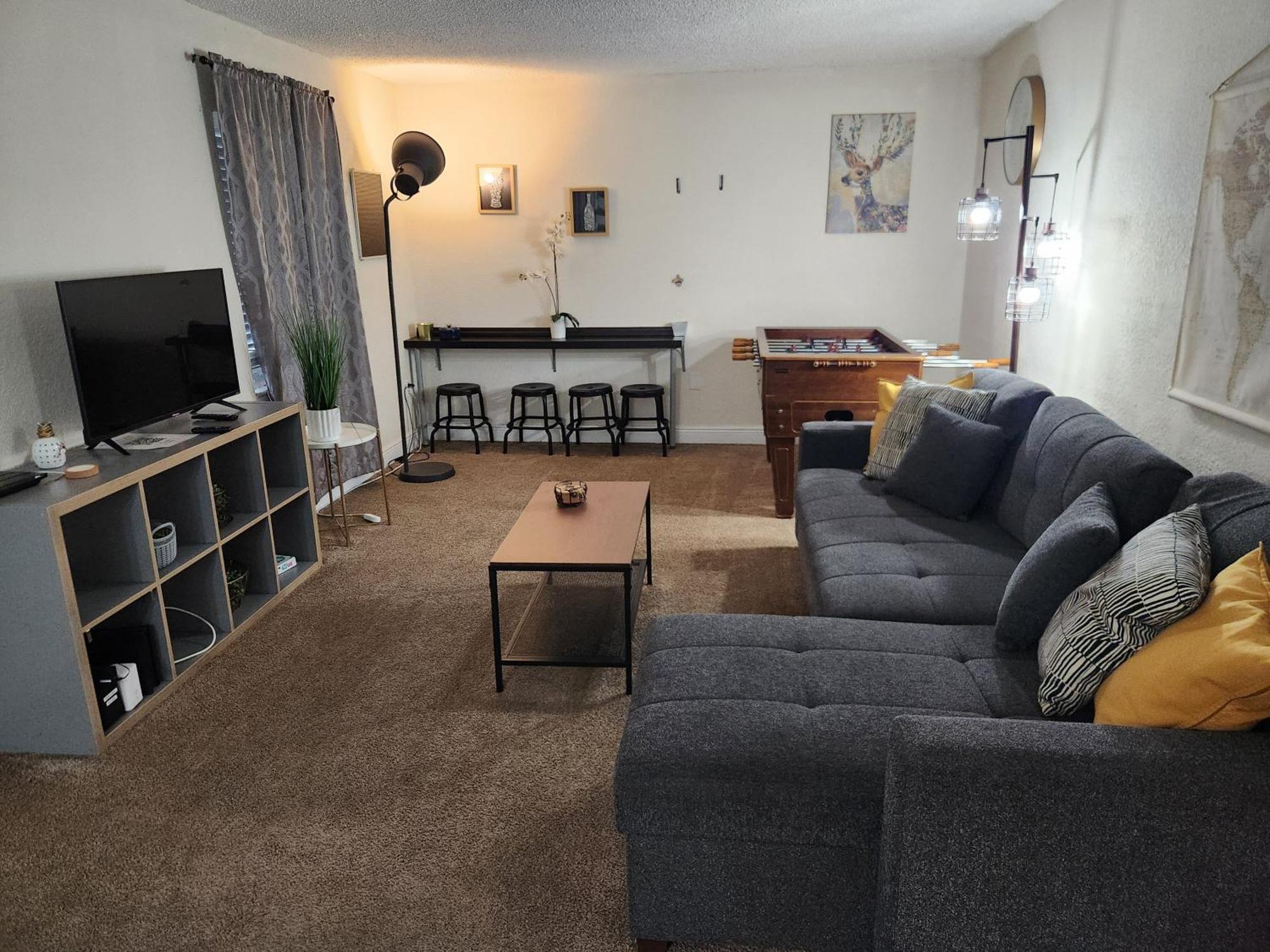 Centauri Vacation Rentals Beautiful 2-Bedroom Condo, Near All Orlando Attractions, Free Parking & Wi-Fi, King Bed, #1 Exterior foto